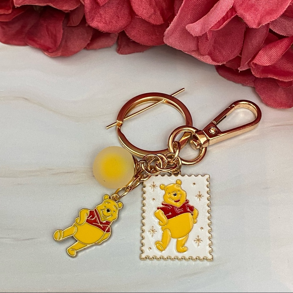 Winnie the Pooh and Piglet Keychain Charms - Picture 5 of 15